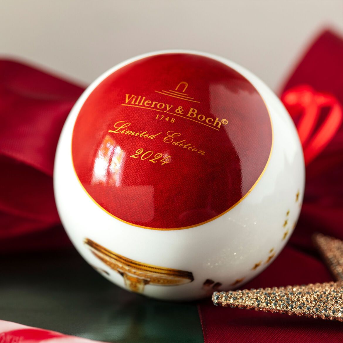 Annual Christmas Edition ball 2024, 6.5 x 6.5 x 8 cm