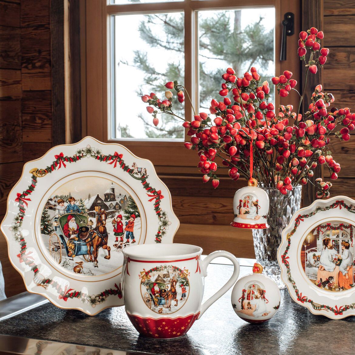 Annual Christmas Edition bowl small 2022 16 x 16 cm