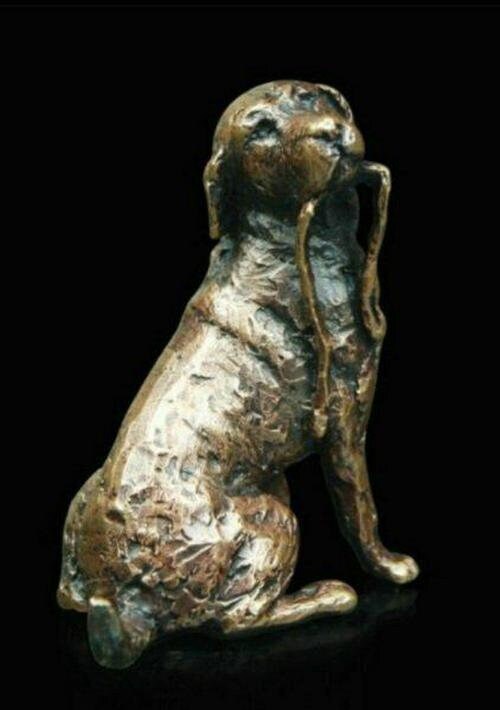 Labrador with lead bronze miniature (butler and peach) dog figurine home decor
