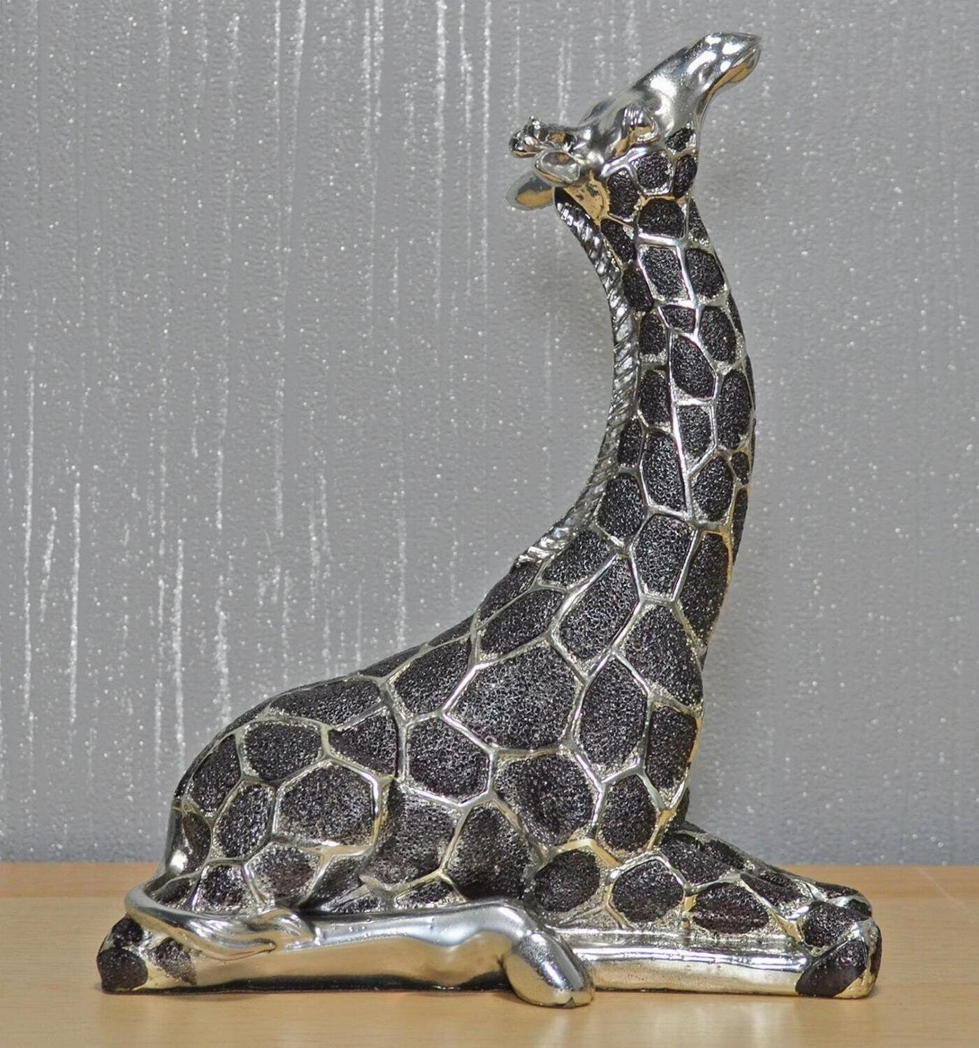 Giraffe silver figurine animal sculpture home decor