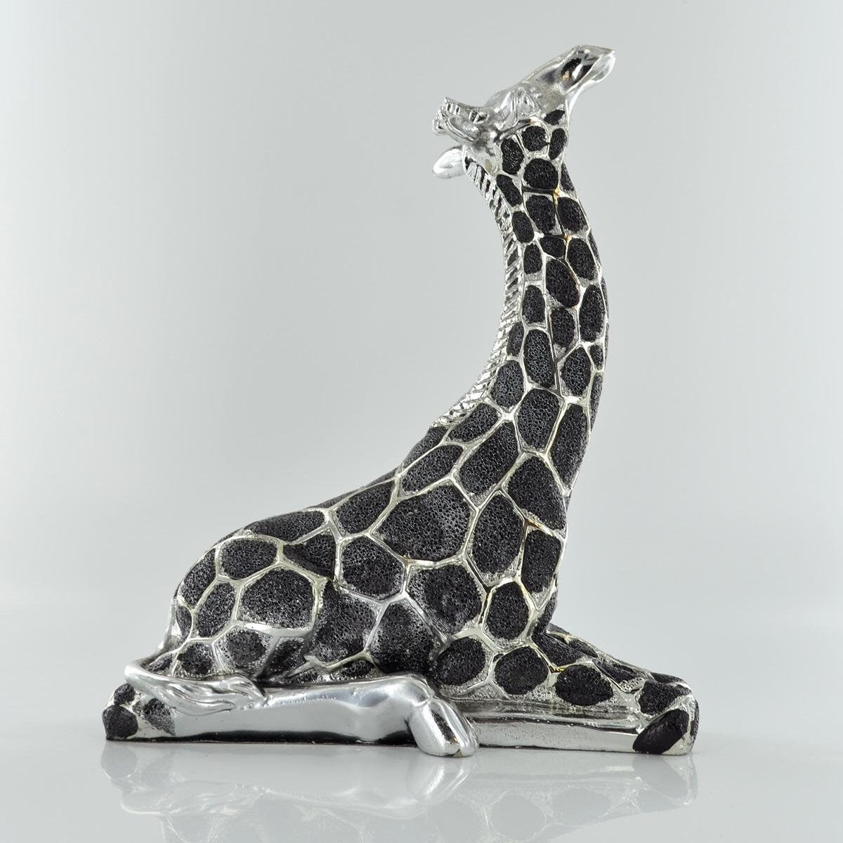 Giraffe silver figurine animal sculpture home decor
