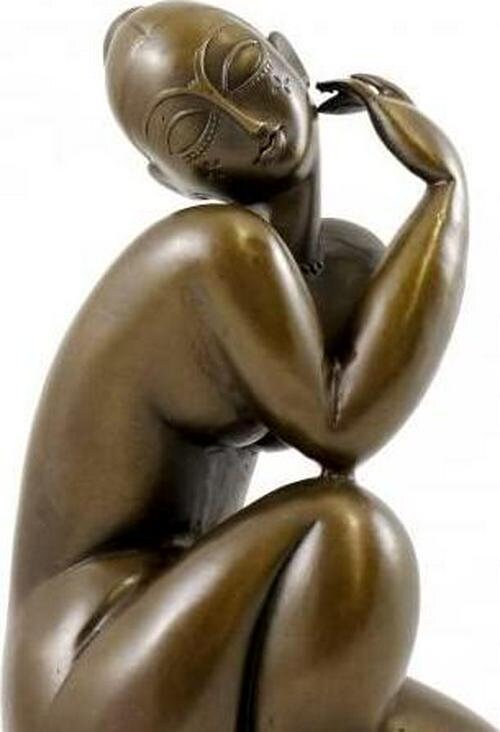 Kunst and ambiente modern bronze figure - female nude - signed amedeo modigliani