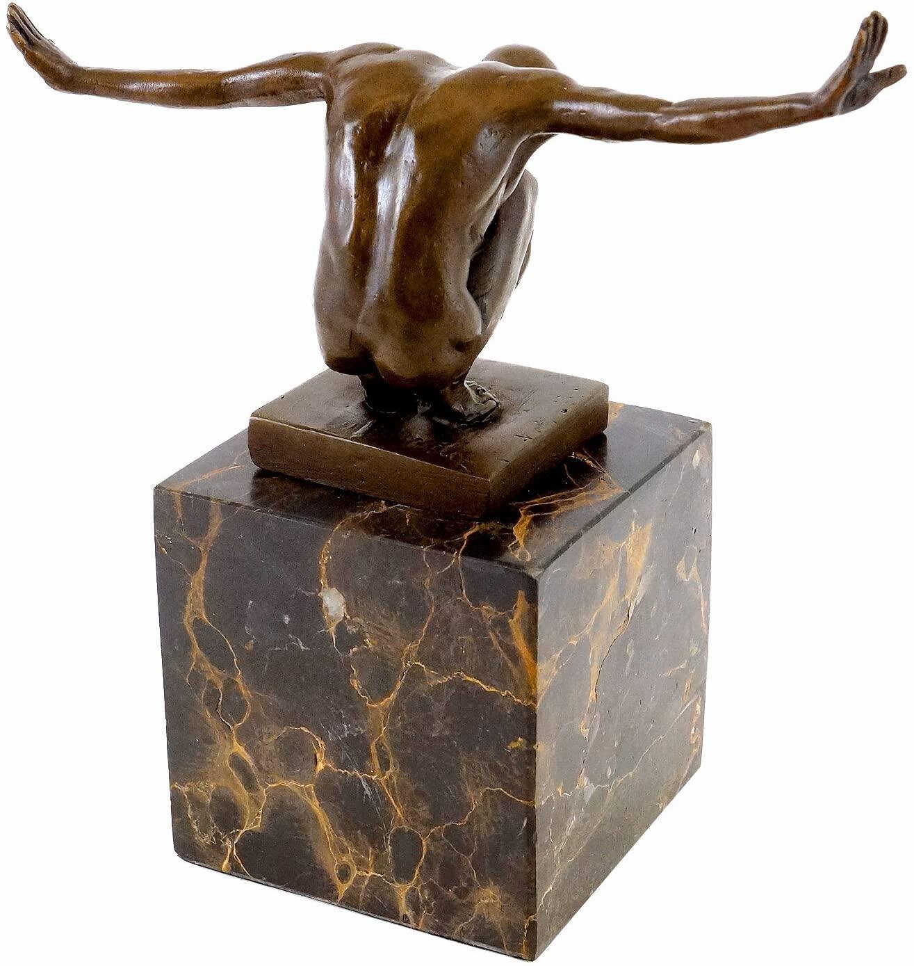 Kunst and ambiente - modern art statue - bronze figurine - mr. universe - signed - sculpture by milo - 100% bronze - athlete - male nude