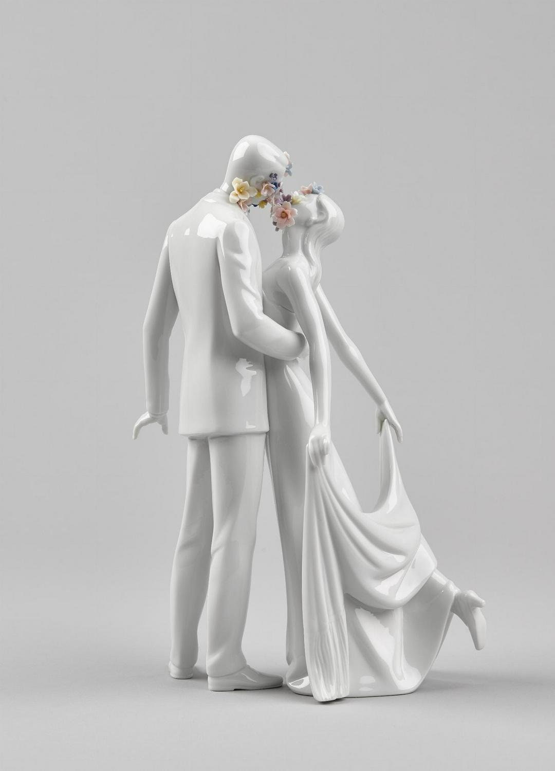 Love i couple figurine porcelain sculpture by lladro birthday gift shelf decor
