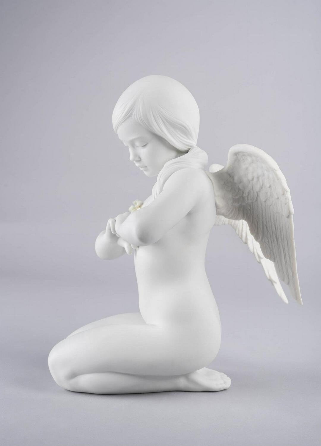 Heavenly heart angel figurine porcelain sculpture by lladro wedding gift shelf decor