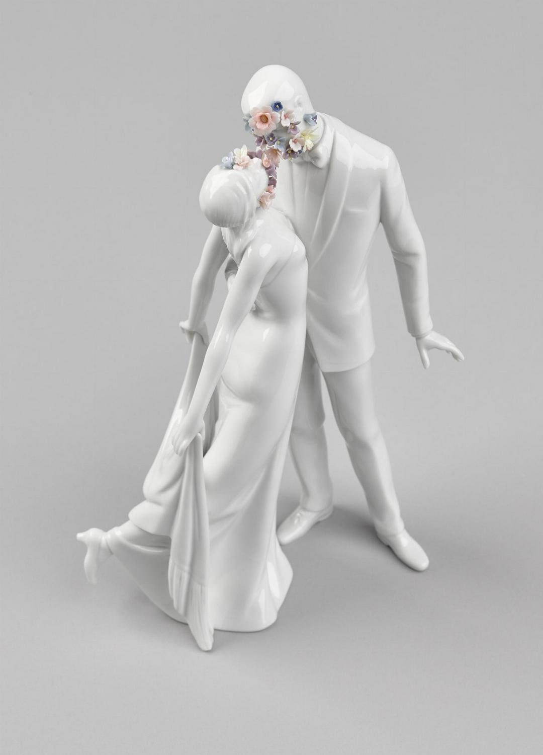 Love i couple figurine porcelain sculpture by lladro birthday gift shelf decor