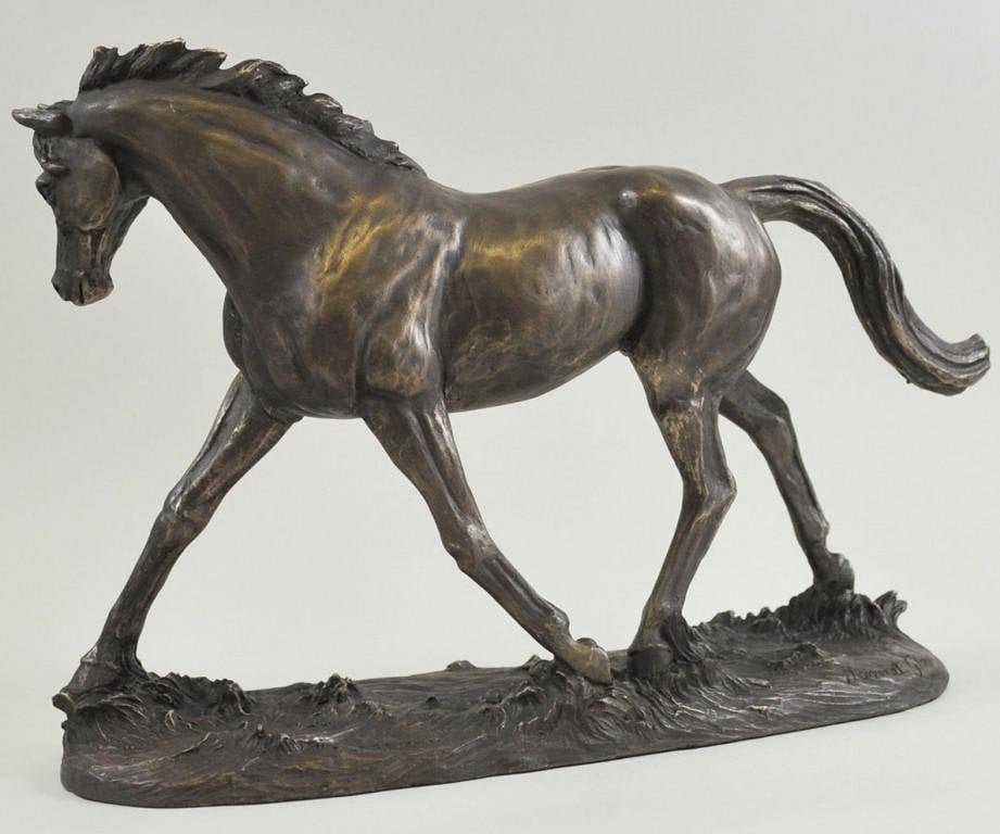Elegance horse figurine (harriet glen) animal sculpture home decor