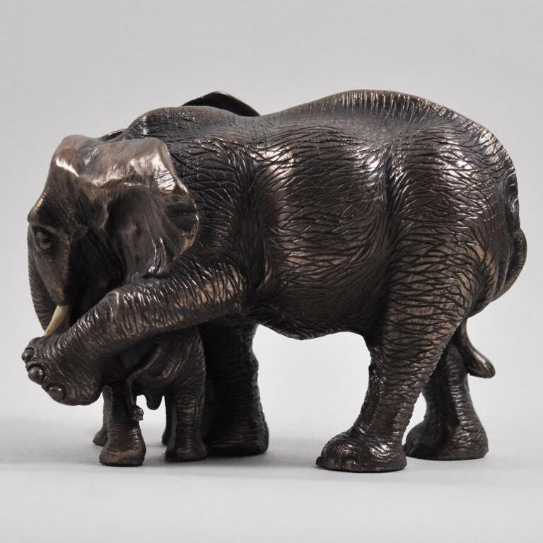 Mother and baby elephant bronze sculpture animal figurine home decor
