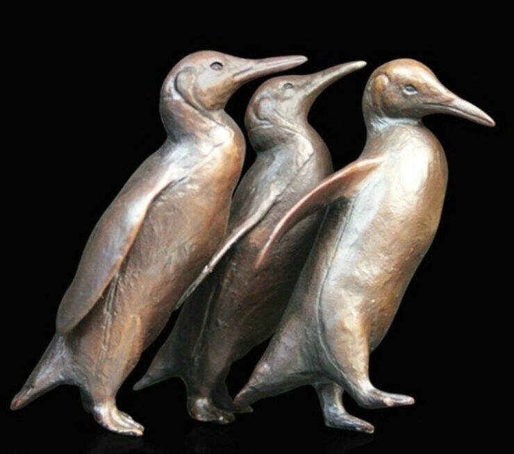 Penguin group figurine (limited edition) michael simpson bird sculpture home decor