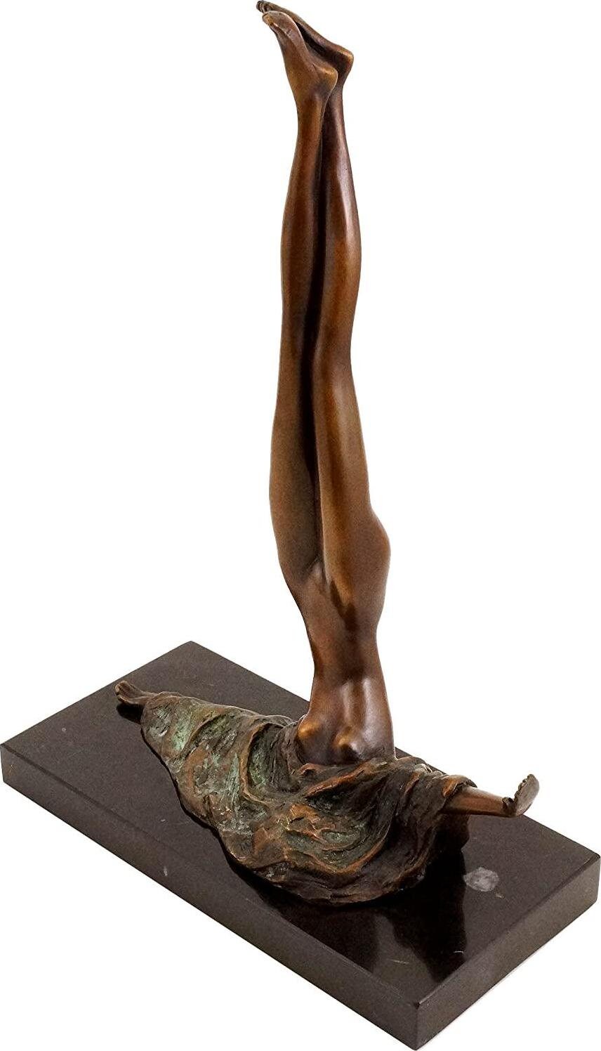 Kunst and ambiente - erotic art statue - female nude - bronze sculpture on marble base - sexy figurine signed by j. patoue - height: 28.5 cm