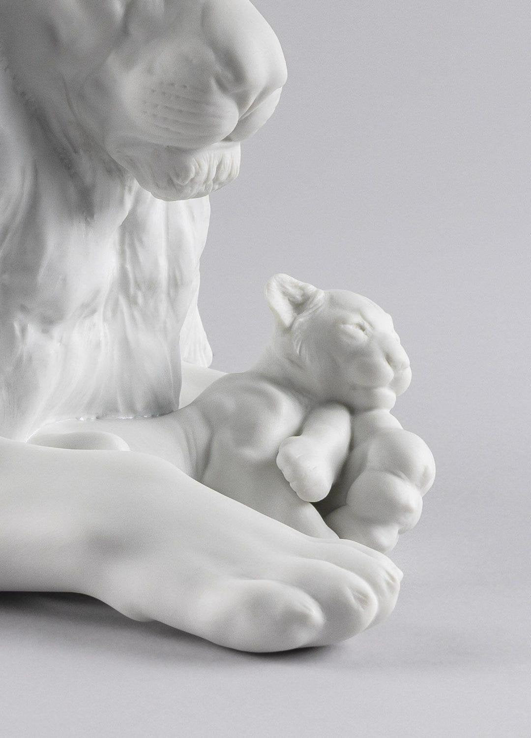 Lion with cub figurine porcelain sculpture by lladro anniversary gift shelf decor